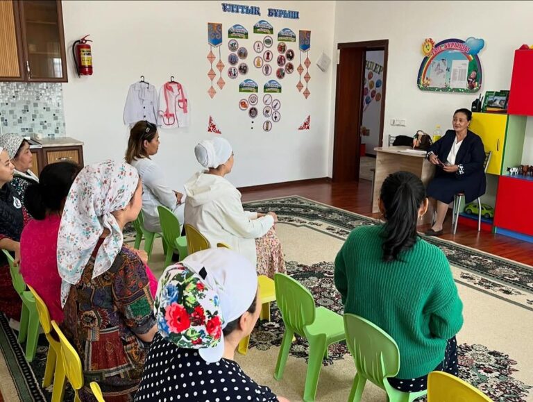 Ата-аналар жиналысы сәтінен